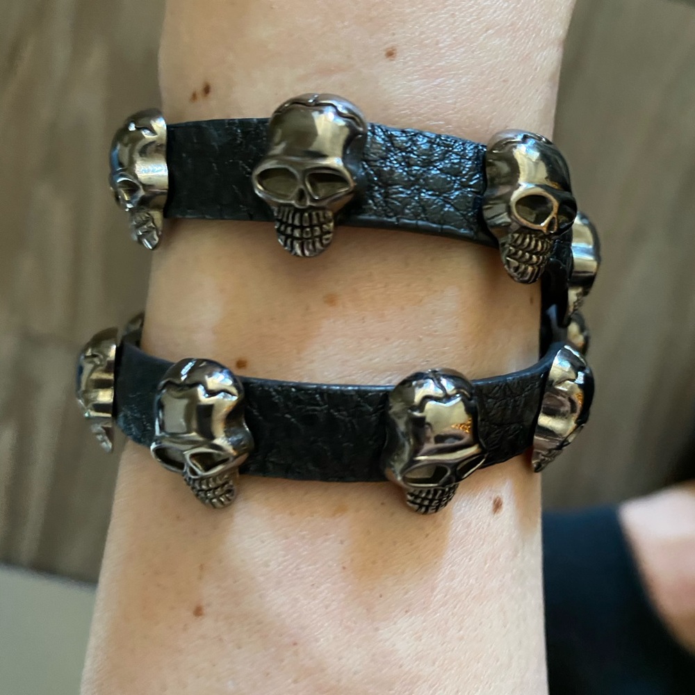 Natasha double wrap black bracelet